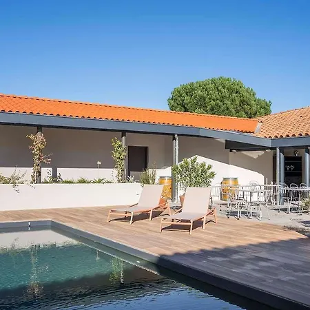 Ibis Budget Les Chaumes * Montauban