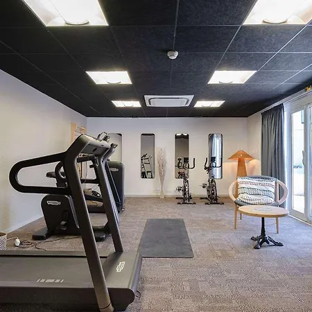 Ibis Budget Les Chaumes * モントーバン