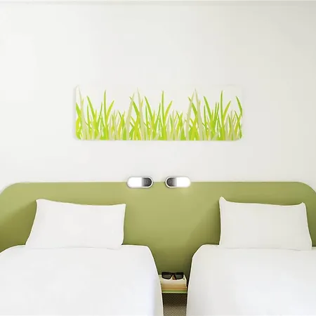 Ibis Budget Les Chaumes * Montauban