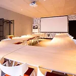 Ibis Budget Les Chaumes Hotel *