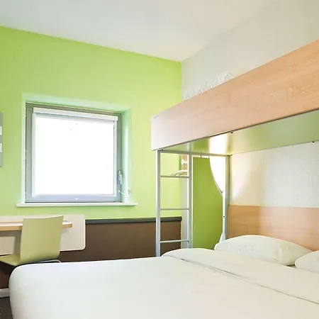 Ibis Budget Les Chaumes Montauban